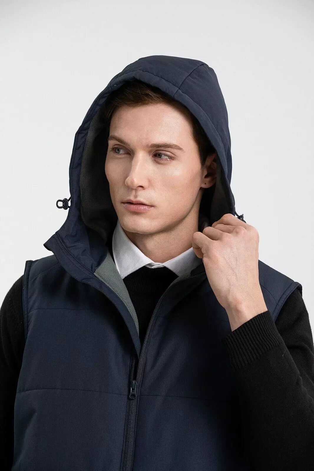 ISUSI Essential Vegan Down Vest – Insulated Fleece Hooded Puffer | Wholesale Supply - Image 14