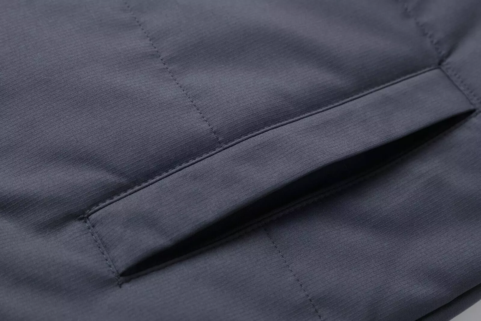 ISUSI Essential Vegan Down Vest – Insulated Fleece Hooded Puffer | Wholesale Supply - Image 8